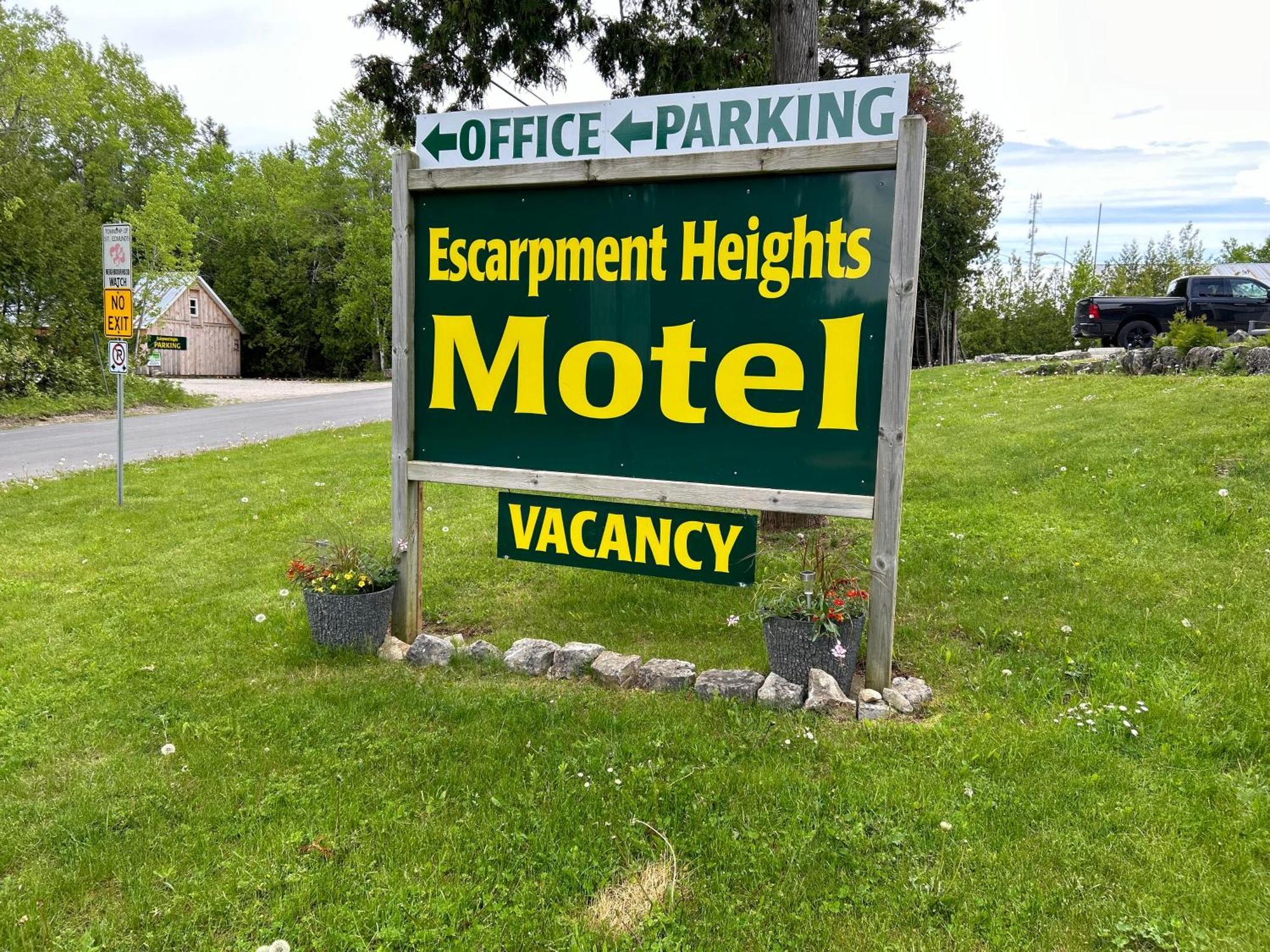 توبيرموري Escarpment Heights Motel المظهر الخارجي الصورة